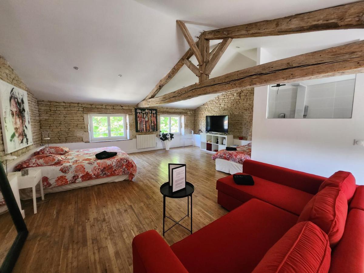 Maison Laurenza La Grande Suite 1760 Saint-Jean-de-Liversay Buitenkant foto